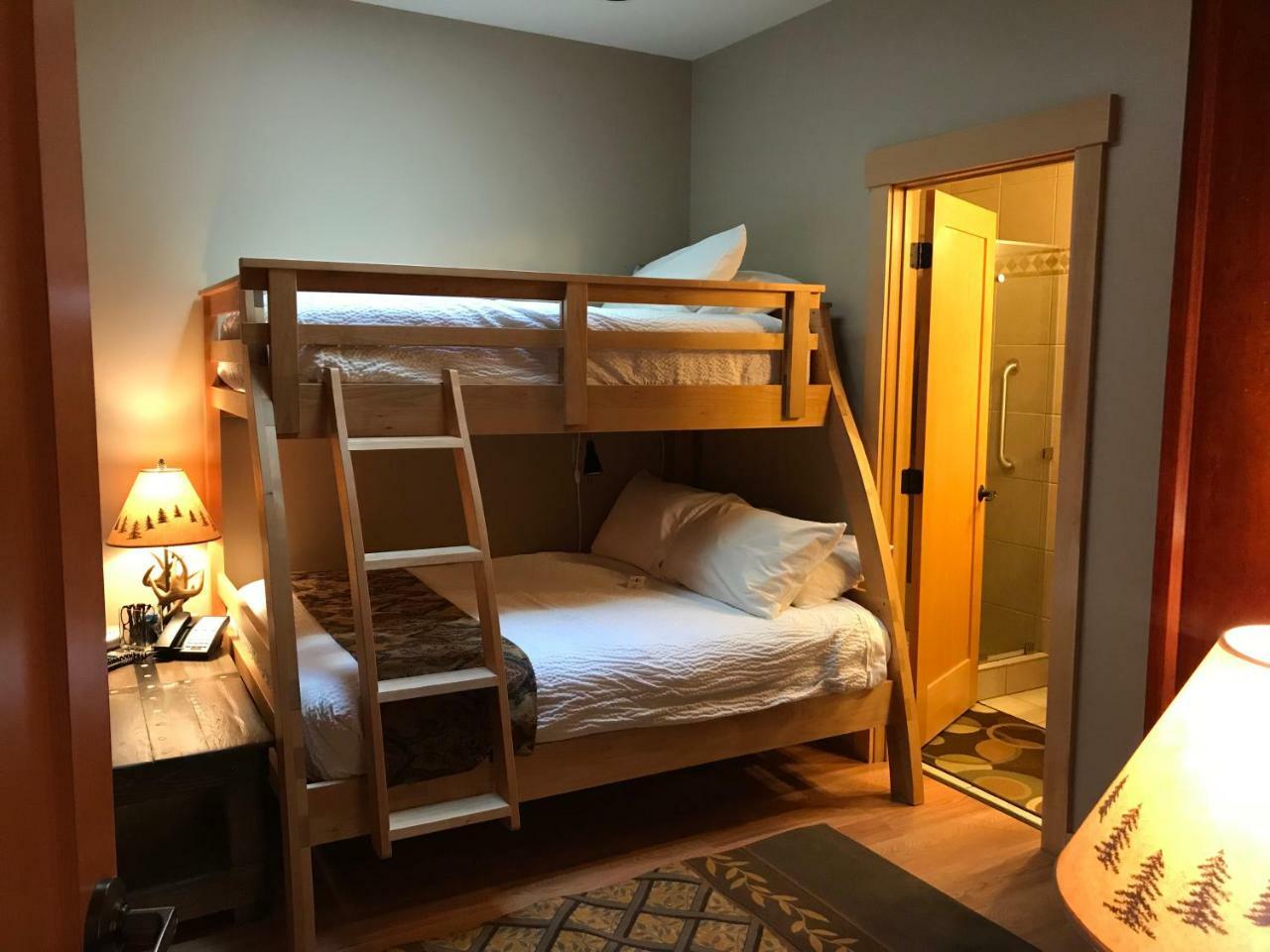 Twisp River Suites Δωμάτιο φωτογραφία
